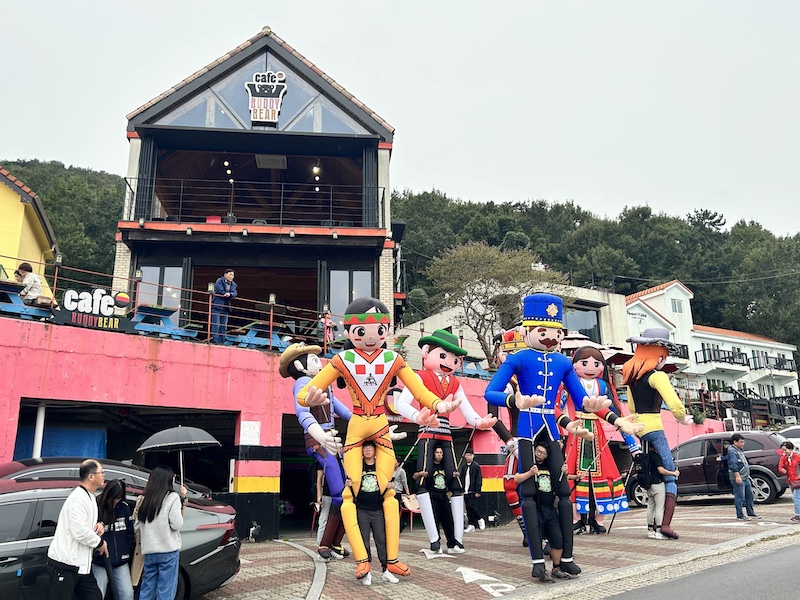 독일 느낌 가득! 남해 독일마을의 맥주축제 체험기, 주차장, 맛집, 입장료 정보